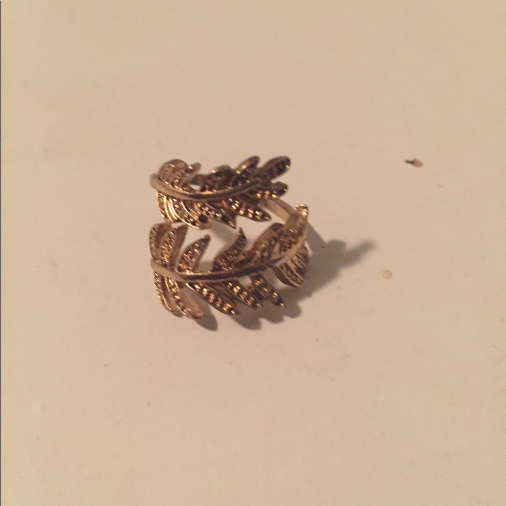 Ring Set - Picture 2 of 8